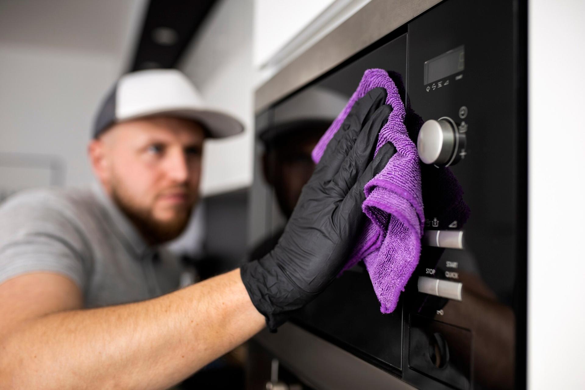 Effortless Oven Cleaning in Perth with Tidy Cleaning Perth